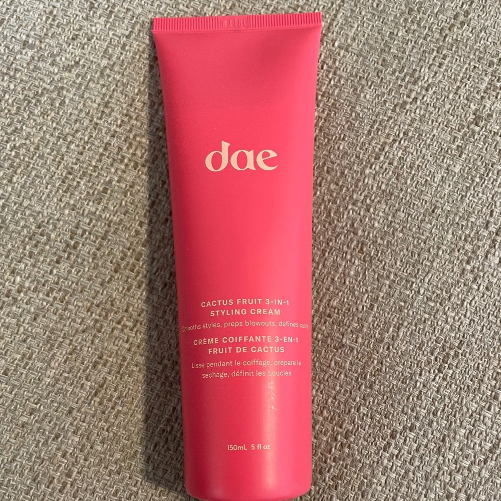 dae Cactus Fruit 3-in-1 Styling Cream